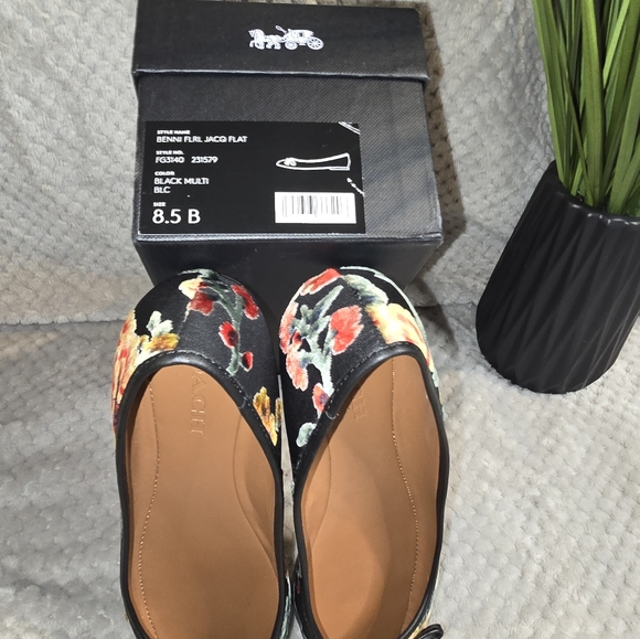 Coach Ballerina Flats - Picture 3 of 6